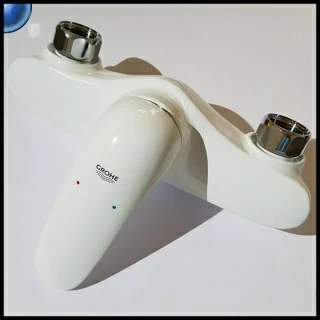 Baterie dus monocomanda Grohe Eurostyle alb, maner plin