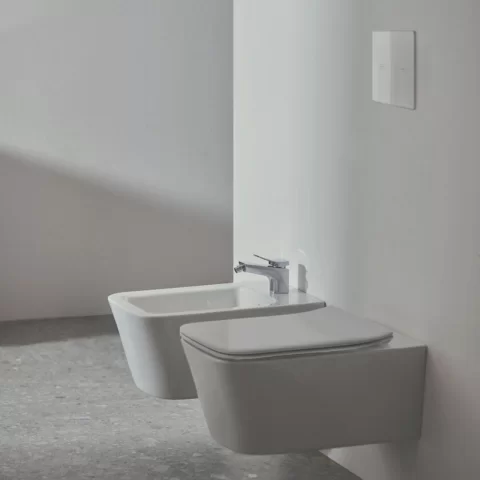 Capac WC cu inchidere lenta Ideal Standard Blend Cube slim alb lucios