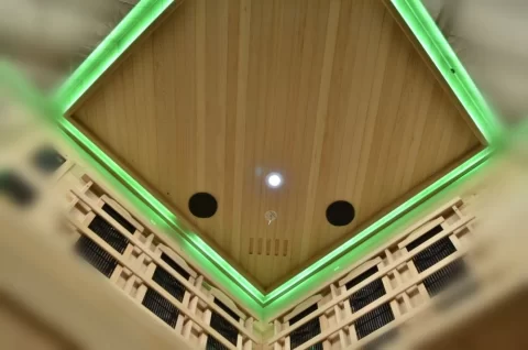 Sauna Sanotechnik Deluxe brad canadian 150x150xH200 cm cromoterapie