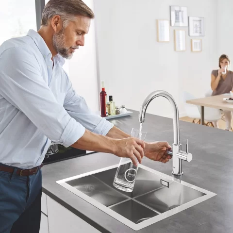 Baterie bucatarie cu pipa tip C Starter Kit Grohe Blue Home crom lucios 