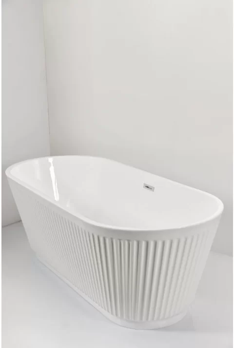 Cada freestanding Sanotechnik  Tivoli,170x75x58 cm din acril alb