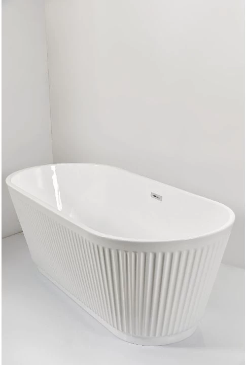 Cada freestanding Sanotechnik  Tivoli,170x75x58 cm din acril alb