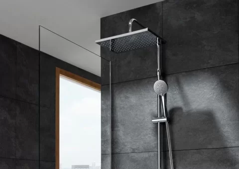 Coloana dus cu baterie fara termostat Roca Even-M, cu inaltime ajustabila si polita, cap dus 36x24 cm