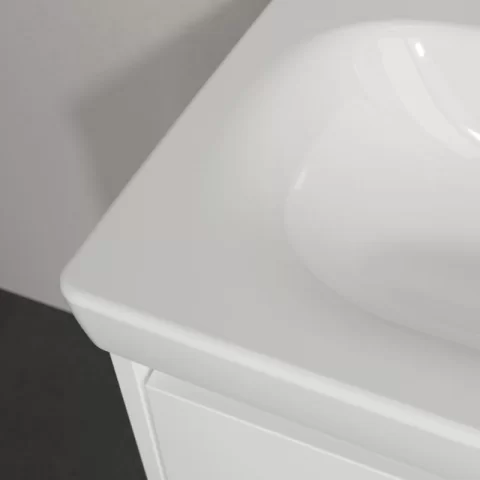 Lavoar suspendat Villeroy & Boch Skyla 80 cm, TitanCeram, alb alpin