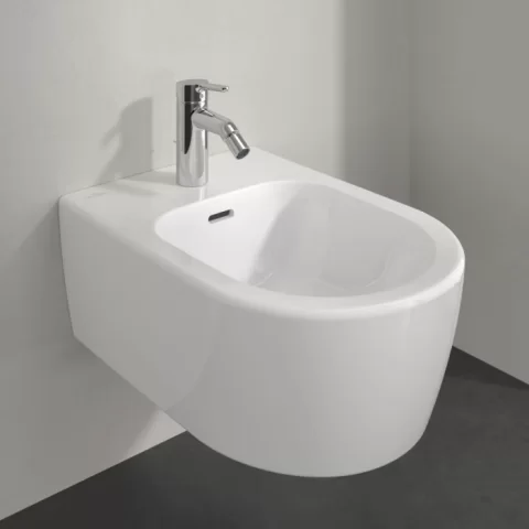 Bideu suspendat Villeroy&Boch Skyla 37x53cm cu CeramicPlus, cu ventil, preaplin si orificiu de baterie