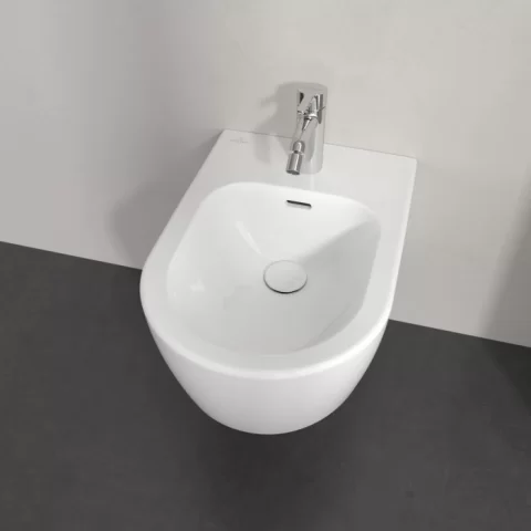 Bideu suspendat Villeroy&Boch Skyla 37x53cm cu CeramicPlus, cu ventil, preaplin si orificiu de baterie