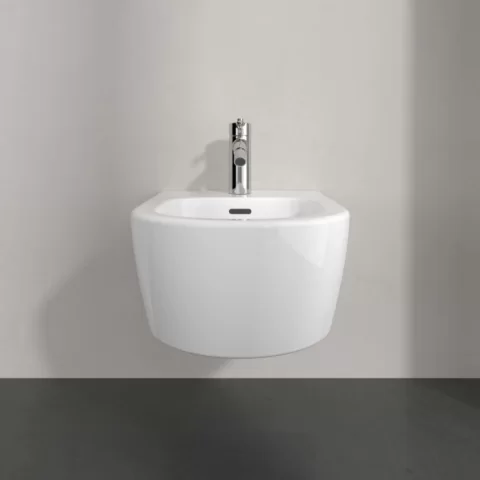 Bideu suspendat Villeroy&Boch Skyla 37x53cm cu CeramicPlus, cu ventil, preaplin si orificiu de baterie