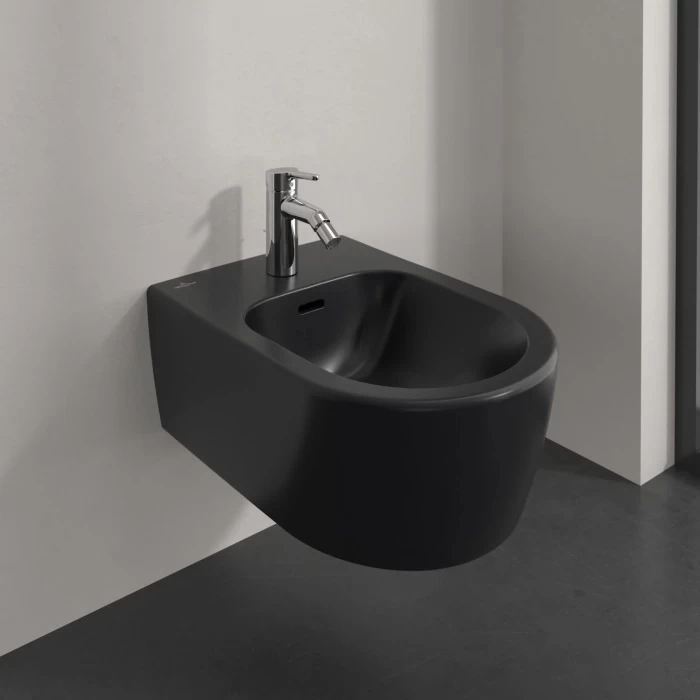 Bideu suspendat Villeroy&Boch 53x37cm, negru mat cu CeramicPlus